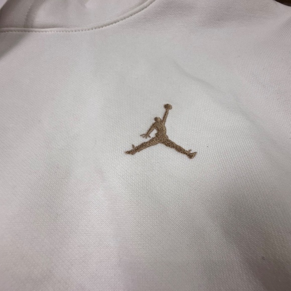 Jordan Youth Colorblock Hoodie NWT Sz S Tan/Cream, Basketball Back to School - Picture 2 of 12